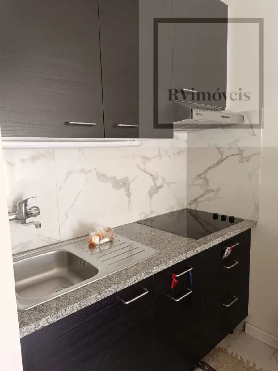 Apartamento T1 para Venda em Cedofeita, Santo Ildefonso, Sé, Miragaia, São Nicolau e Vitória Foto 10