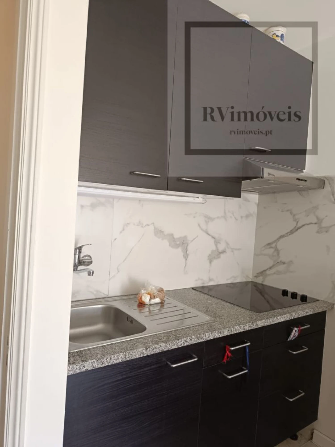 Apartamento T1 para Venda em Cedofeita, Santo Ildefonso, Sé, Miragaia, São Nicolau e Vitória Foto 9