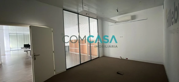Loja para Arrendamento em Matosinhos e Leça da Palmeira