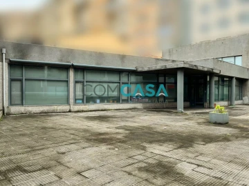 Loja para Arrendamento em Matosinhos e Leça da Palmeira