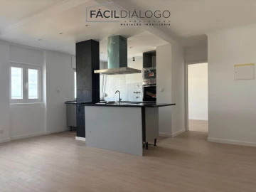 Apartamento T3 para Venda em Caparica e Trafaria