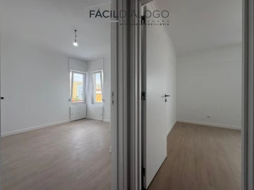 Apartamento T3 para Venda em Caparica e Trafaria