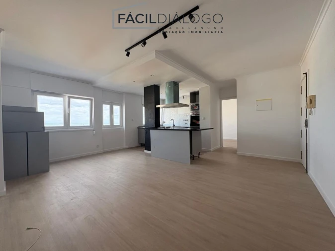 Apartamento T3 para Venda em Caparica e Trafaria Foto 29