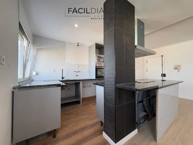 Apartamento T3 para Venda em Caparica e Trafaria Foto 18