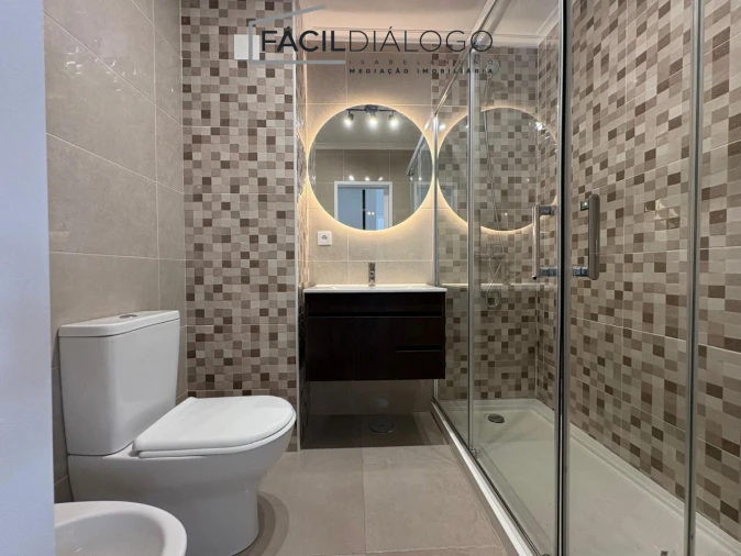 Apartamento T3 para Venda em Caparica e Trafaria Foto 27