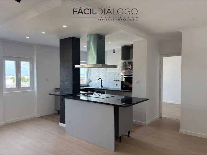 Apartamento T3 para Venda em Caparica e Trafaria Foto 22