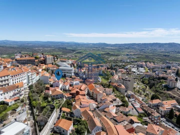 Loja para Venda em Covilhã e Canhoso