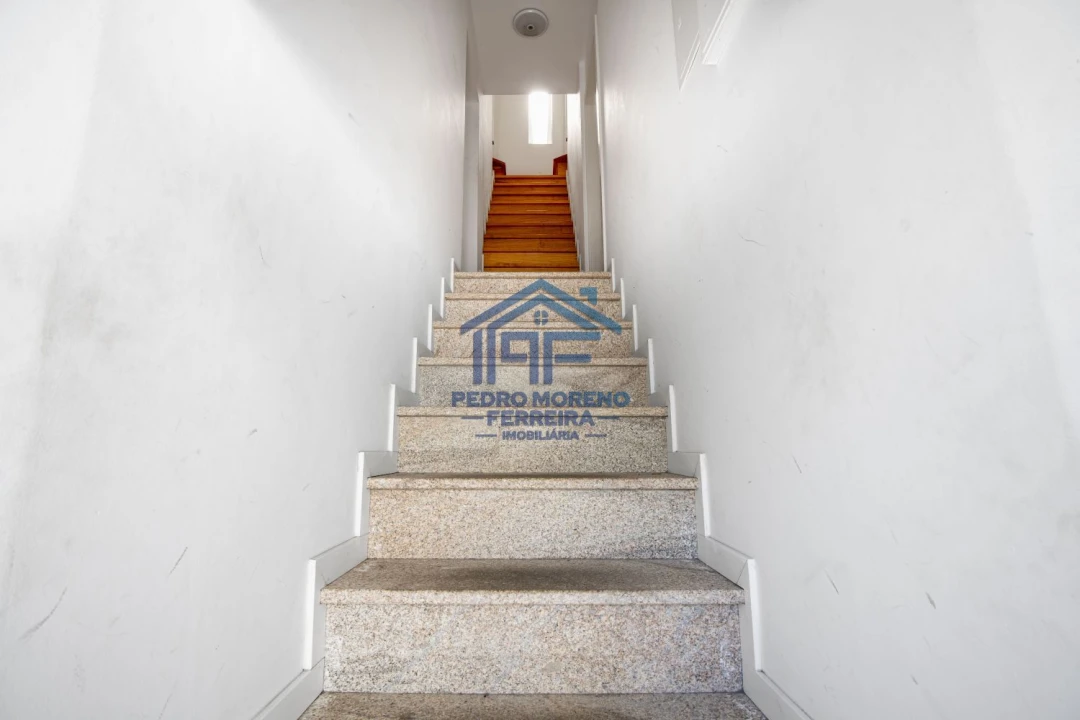 Loja para Venda em Covilhã e Canhoso Foto 6