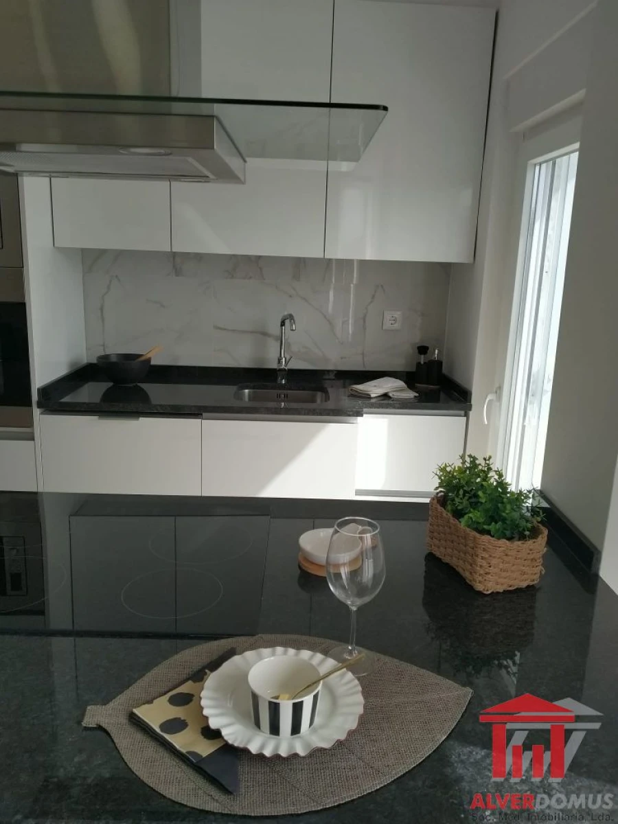 Apartamento T3 para Venda em Benfica Foto 4