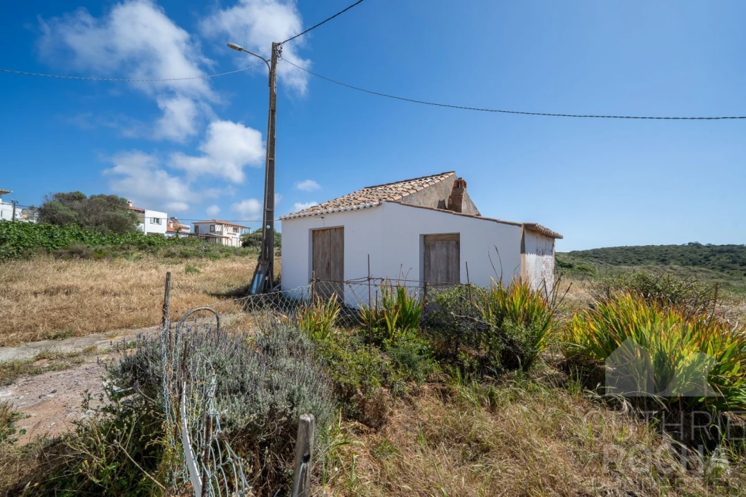 Moradia T5 para Venda em Bordeira Foto 16