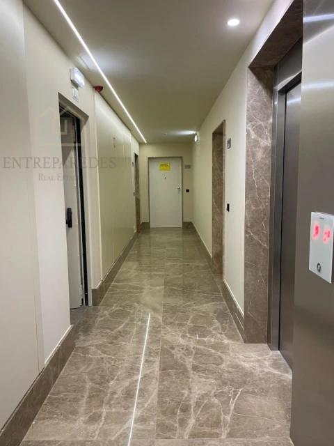 Apartamento T3 para Venda em Mafamude e Vilar do Paraíso