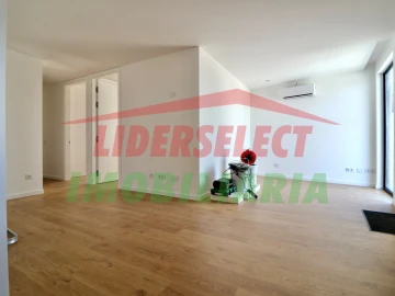 Apartamento T3 para Venda em Lourinhã e Atalaia