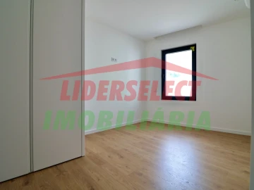 Apartamento T3 para Venda em Lourinhã e Atalaia