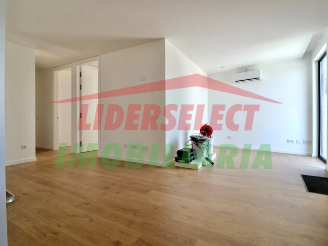 Apartamento T3 para Venda em Lourinhã e Atalaia Foto 4