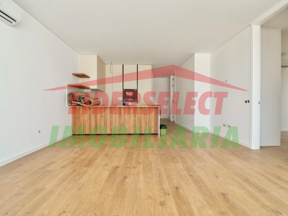 Apartamento T3 para Venda em Lourinhã e Atalaia Foto 3