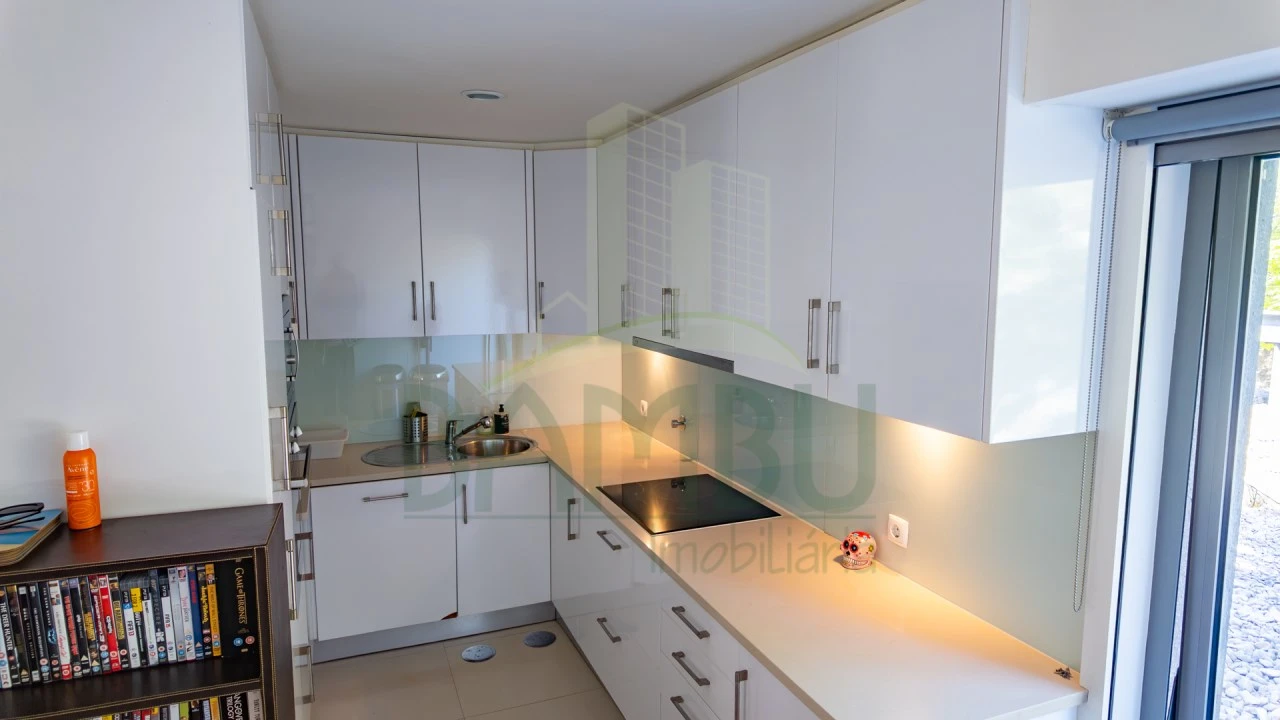 Moradia T3 para Venda em Venade e Azevedo Foto 10