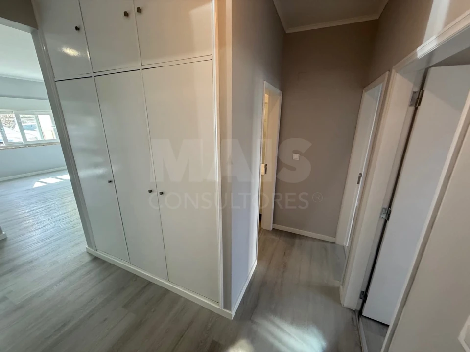 Apartamento T2 para Venda em Oeiras e São Julião da Barra, Paço de Arcos e Caxias Foto 5