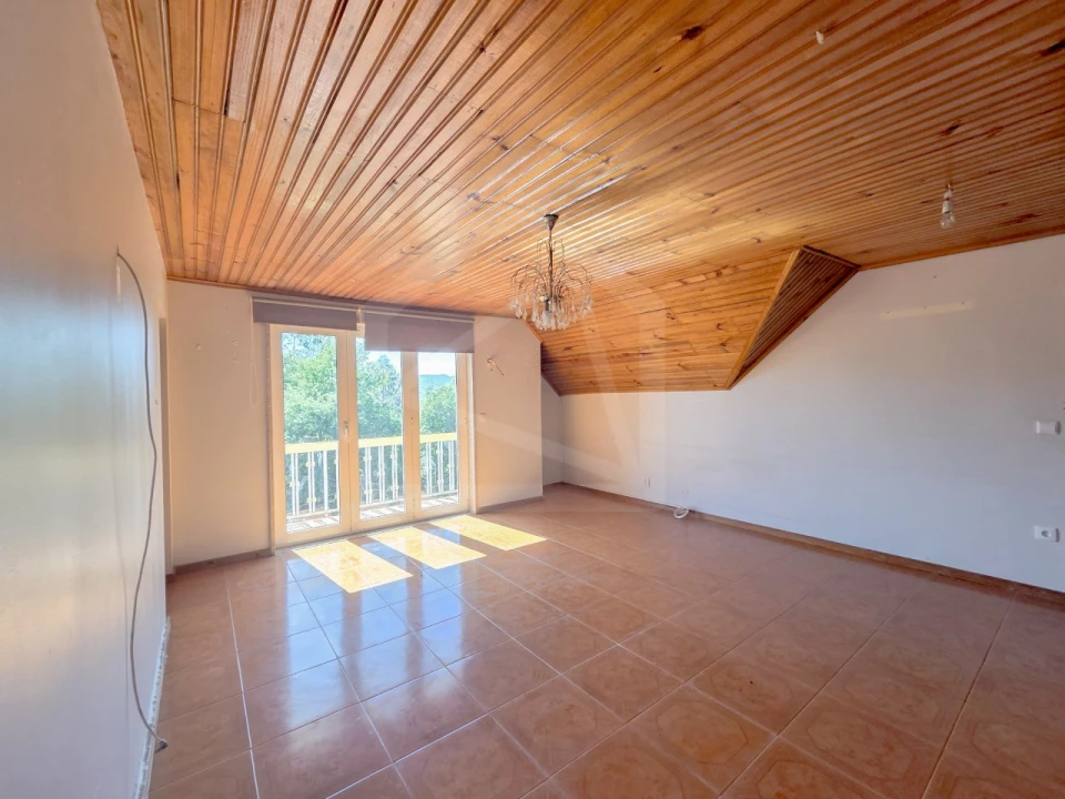 Moradia T4 para Venda em Pombeiro de Ribavizela Foto 23