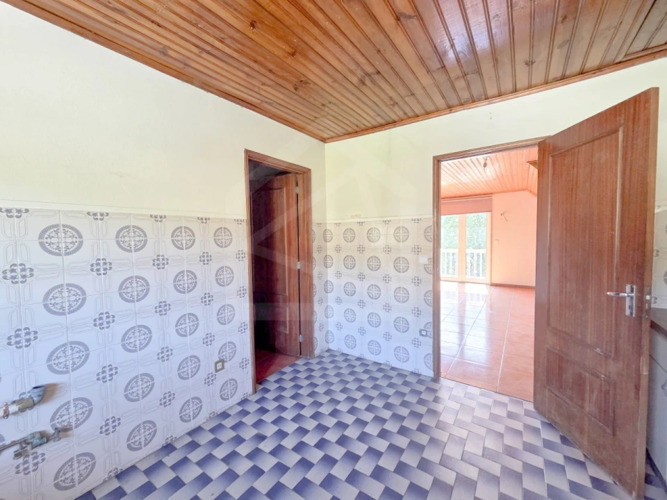 Moradia T4 para Venda em Pombeiro de Ribavizela Foto 27