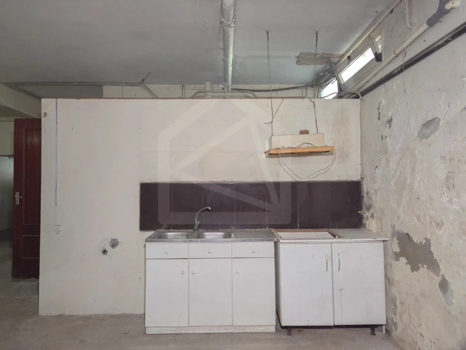 Moradia T4 para Venda em Pombeiro de Ribavizela Foto 55