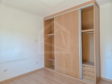 Moradia T4 para Venda em Pombeiro de Ribavizela