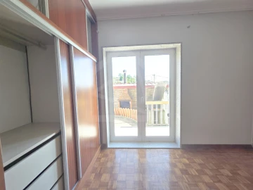 Moradia T4 para Venda em Pombeiro de Ribavizela