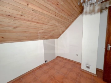 Moradia T4 para Venda em Pombeiro de Ribavizela