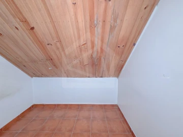 Moradia T4 para Venda em Pombeiro de Ribavizela