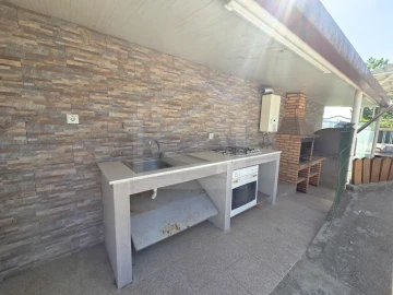 Moradia T4 para Venda em Pombeiro de Ribavizela