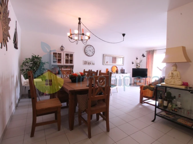 Apartamento T3 para Venda em Portimão Foto 4