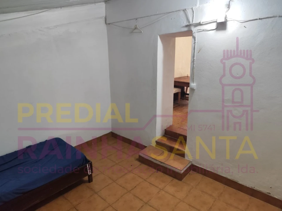 Moradia T3 para Venda em Rio Maior Foto 12