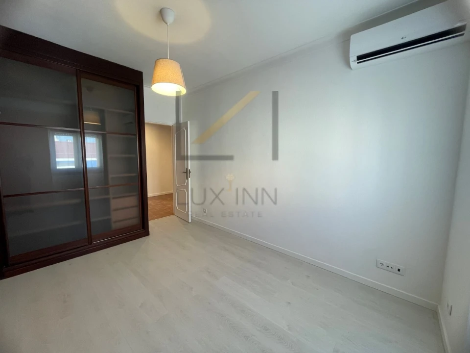 Apartamento T4 para Arrendamento em União das Freguesias de Setúbal Foto 22