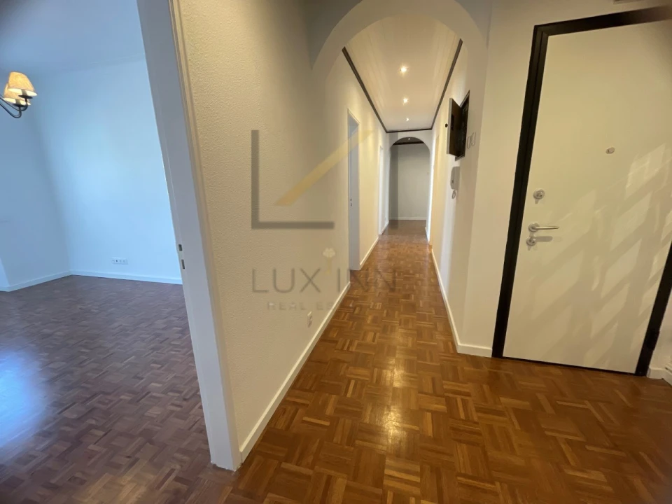 Apartamento T4 para Arrendamento em União das Freguesias de Setúbal Foto 43