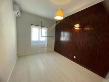 Apartamento T4 para Arrendamento em União das Freguesias de Setúbal