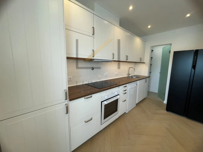 Apartamento T4 para Arrendamento em União das Freguesias de Setúbal Foto 8