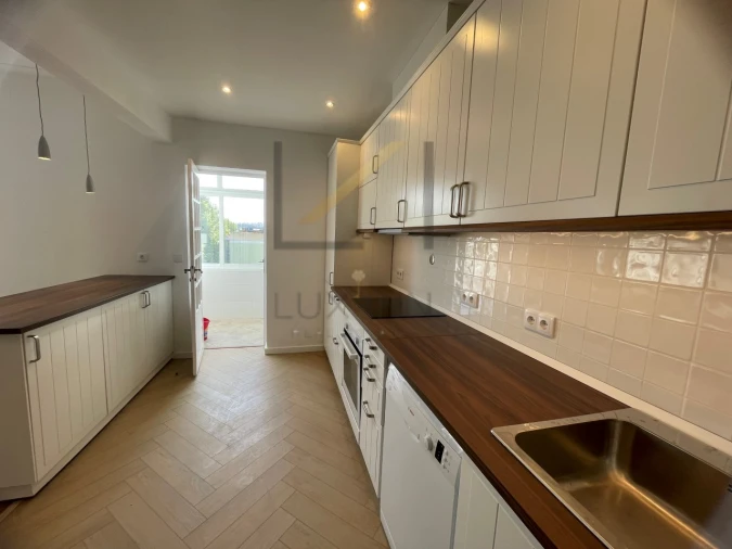Apartamento T4 para Arrendamento em União das Freguesias de Setúbal Foto 10
