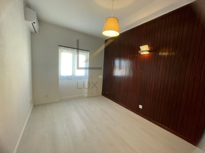 Apartamento T4 para Arrendamento em União das Freguesias de Setúbal Foto 20