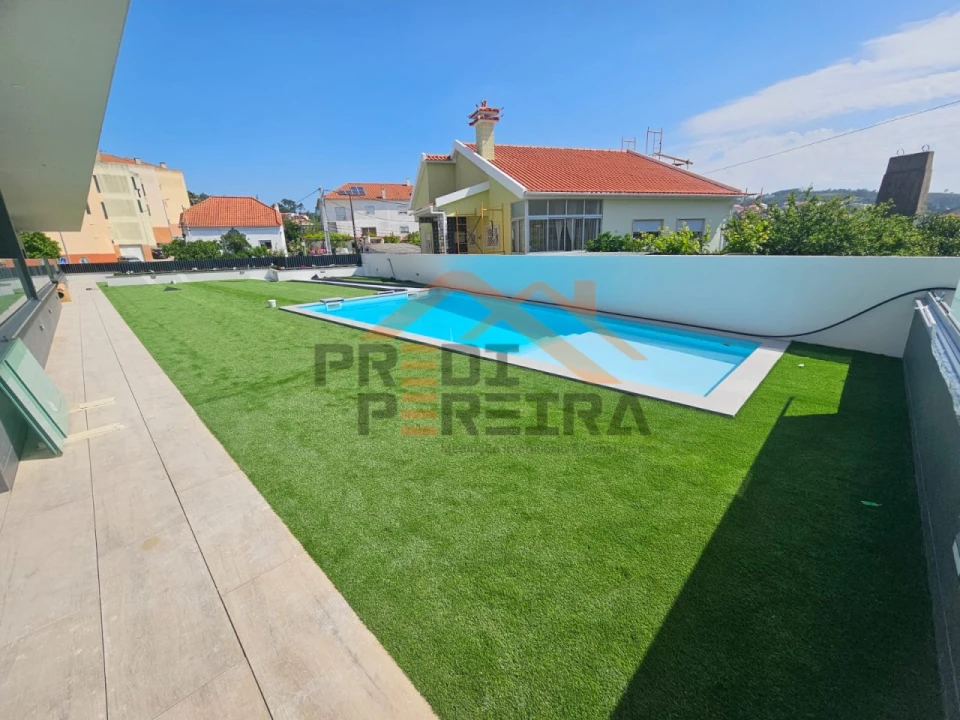 Apartamento T3 para Venda em Ramada e Caneças Foto 3