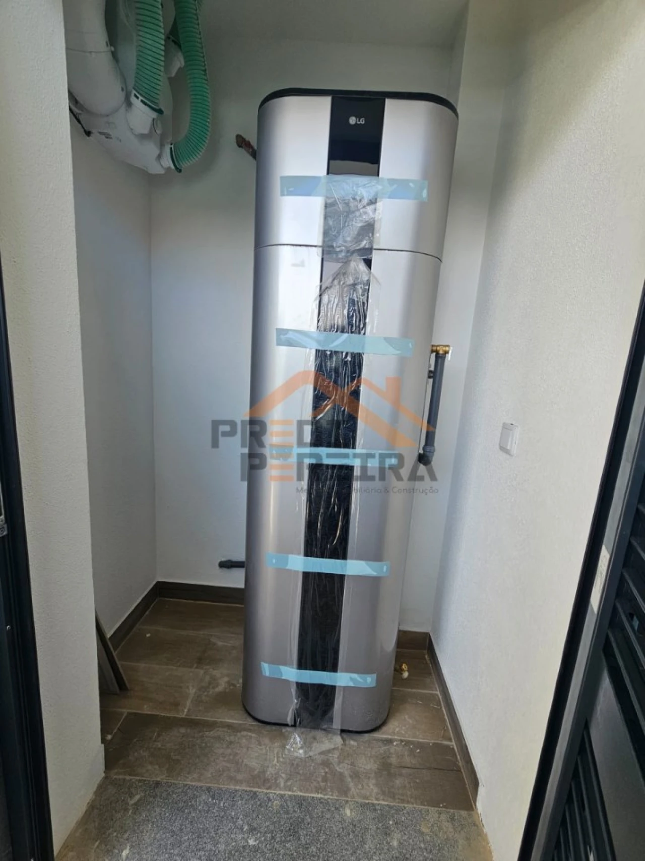 Apartamento T3 para Venda em Ramada e Caneças Foto 26