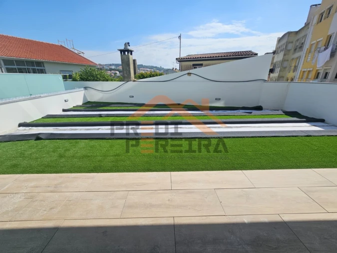 Apartamento T3 para Venda em Ramada e Caneças Foto 23