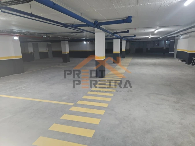 Apartamento T3 para Venda em Ramada e Caneças Foto 39