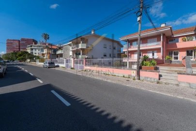 Apartamento T3 para Venda em Oeiras e São Julião da Barra, Paço de Arcos e Caxias