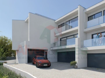 Moradia T3 para Venda em Gondomar (São Cosme), Valbom e Jovim