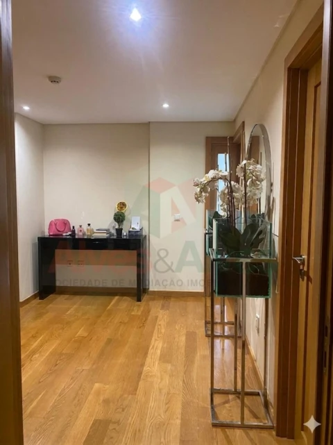 Apartamento T2 para Venda em Cidade da Maia