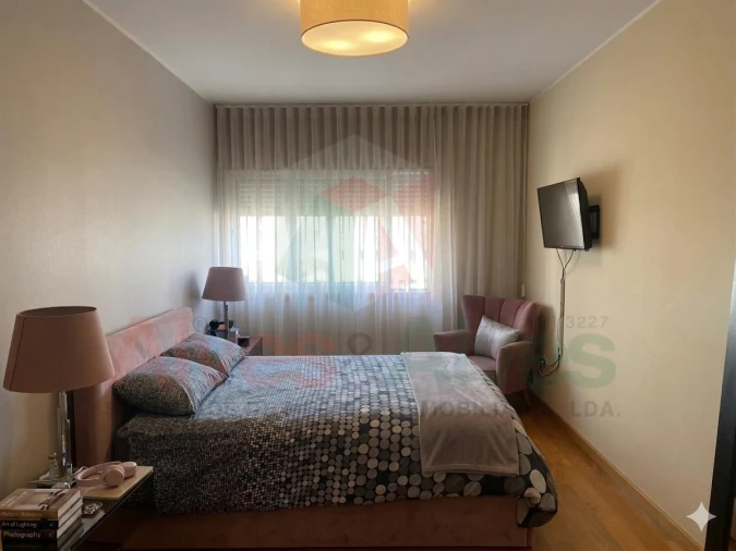 Apartamento T2 para Venda em Cidade da Maia Foto 9