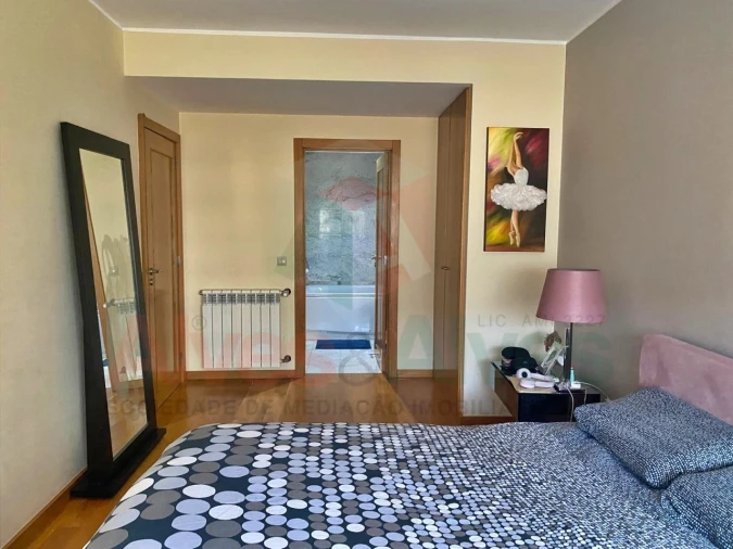 Apartamento T2 para Venda em Cidade da Maia Foto 7