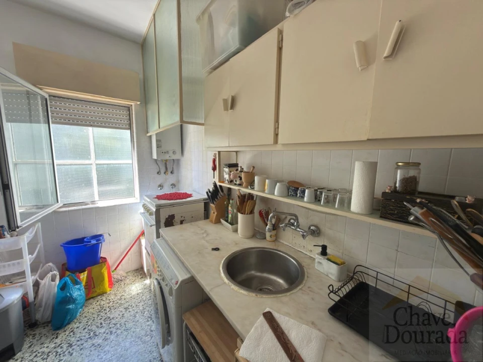 Apartamento T2 para Venda em Arroios Foto 14