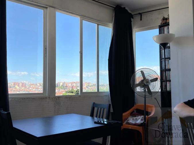 Apartamento T2 para Venda em Arroios Foto 4
