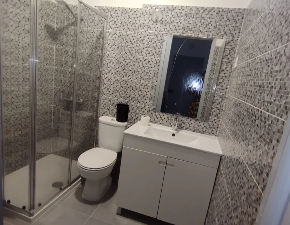 Apartamento T2 para Arrendamento em Falagueira-Venda Nova Foto 11