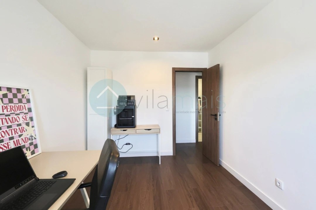Apartamento T4 para Venda em São Mamede de Infesta e Senhora da Hora Foto 25